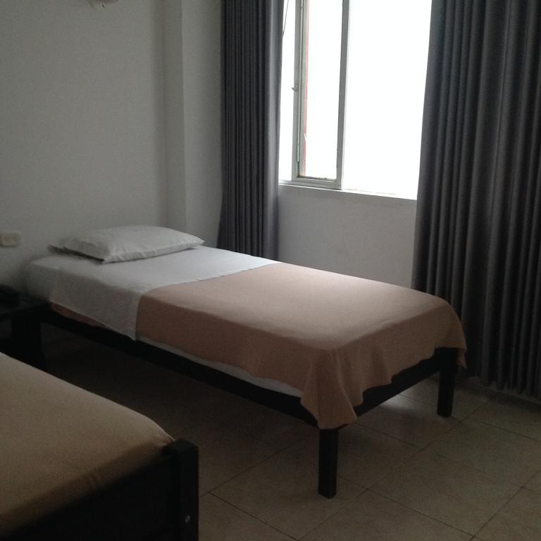 Hotel Calamo Plaza Pitalito Habitación foto