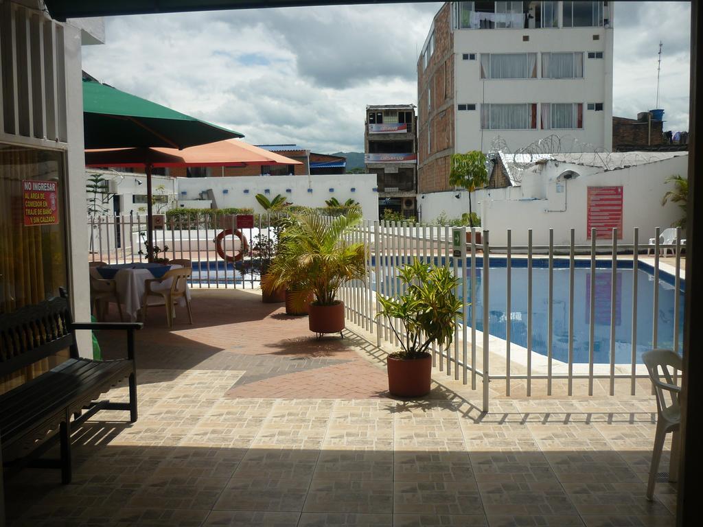 Hotel Calamo Plaza Pitalito Exterior foto